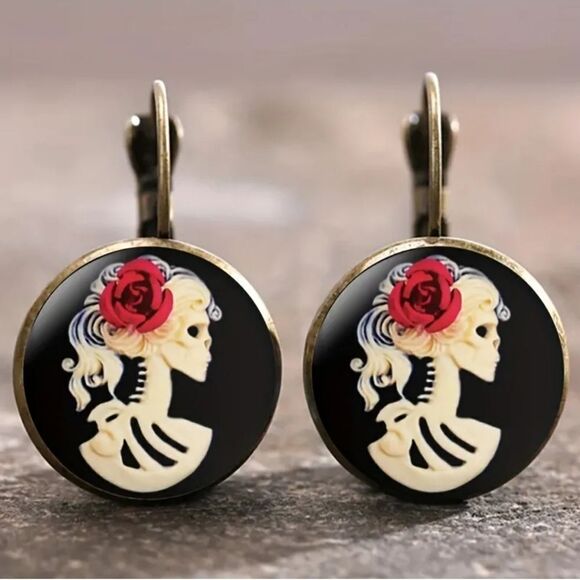 SKELETON DAY OF THE DEAD whimsical novelty fun dangle earrings - Picture 4 of 6